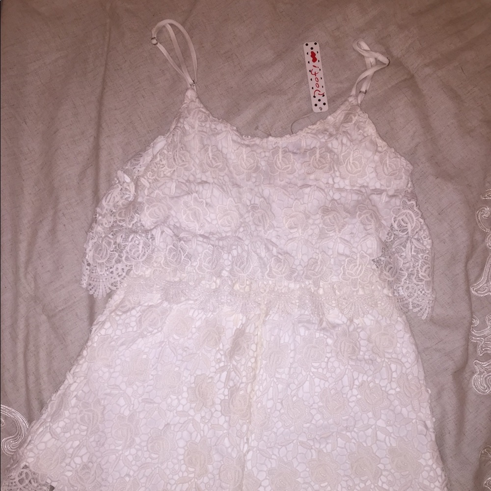 NWT Off White Lace Romper Medium